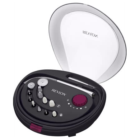 Maniküre und Pediküre