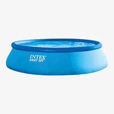 INTEX Easy Set – Blauer Aufstellpool mit Wasser gefüllt