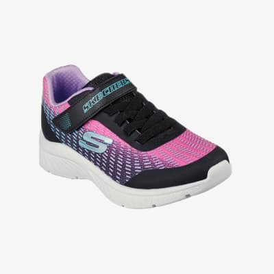 Kindersneaker mit Skechers-Schriftzug, lila und pinkes Muster, schwarze Schnürsenkel und Klettverschluss, weiße Sohle